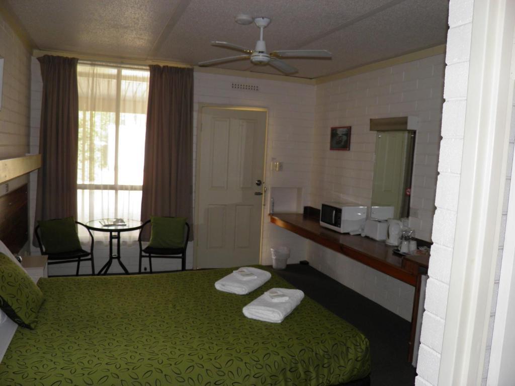 7Th Street Motel Mildura Oda fotoğraf